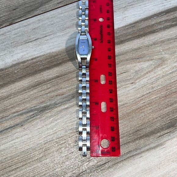 Fossil wrist watch women’s 7 1/4” ES-9315 blue face new battery silver tone band - Picture 3 of 6